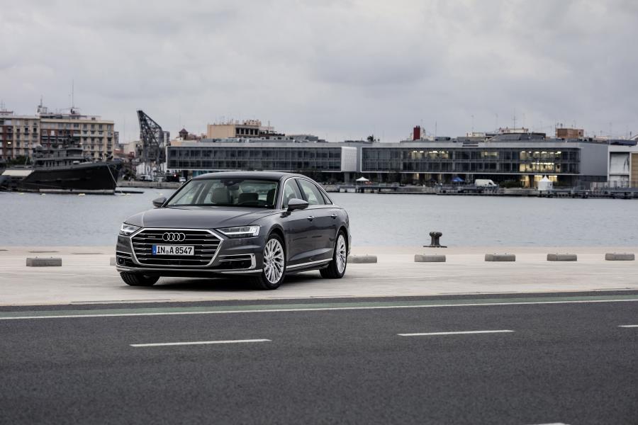  Audi A8 L 50 TDI Quattro (D5) 2017 года  (WW) (фото 26 из 31)